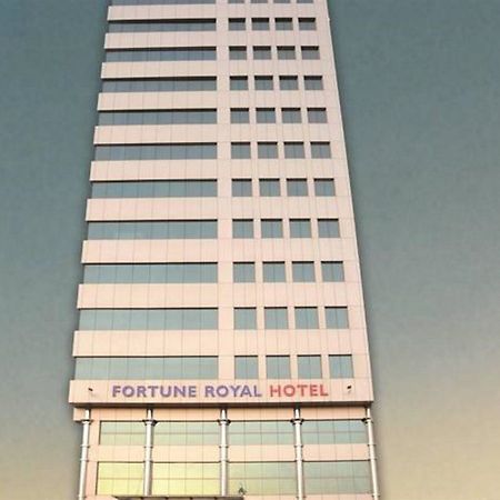 Fortune Royal Hotel Fuyaira Exterior foto